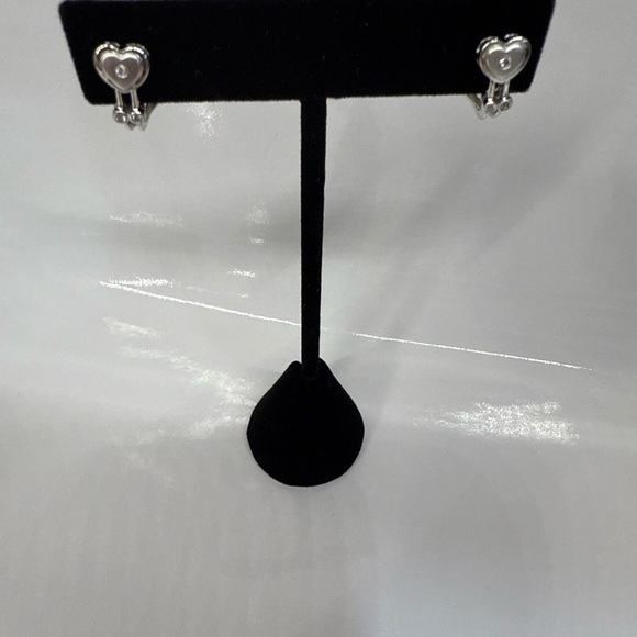 14k white gold and diamond earrings - Picture 4 of 10